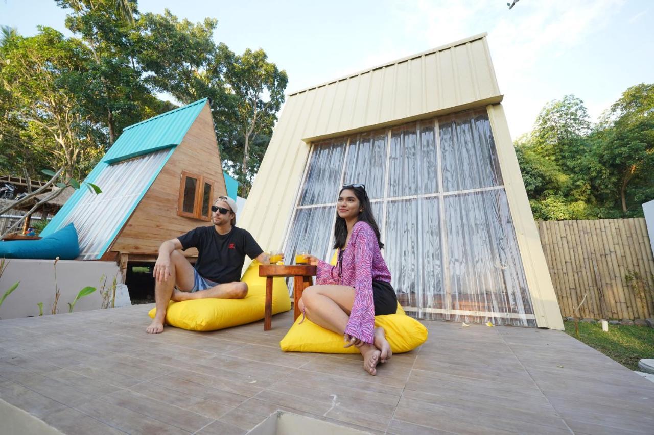 La Vie En Rose Hotel Senggigi Buitenkant foto