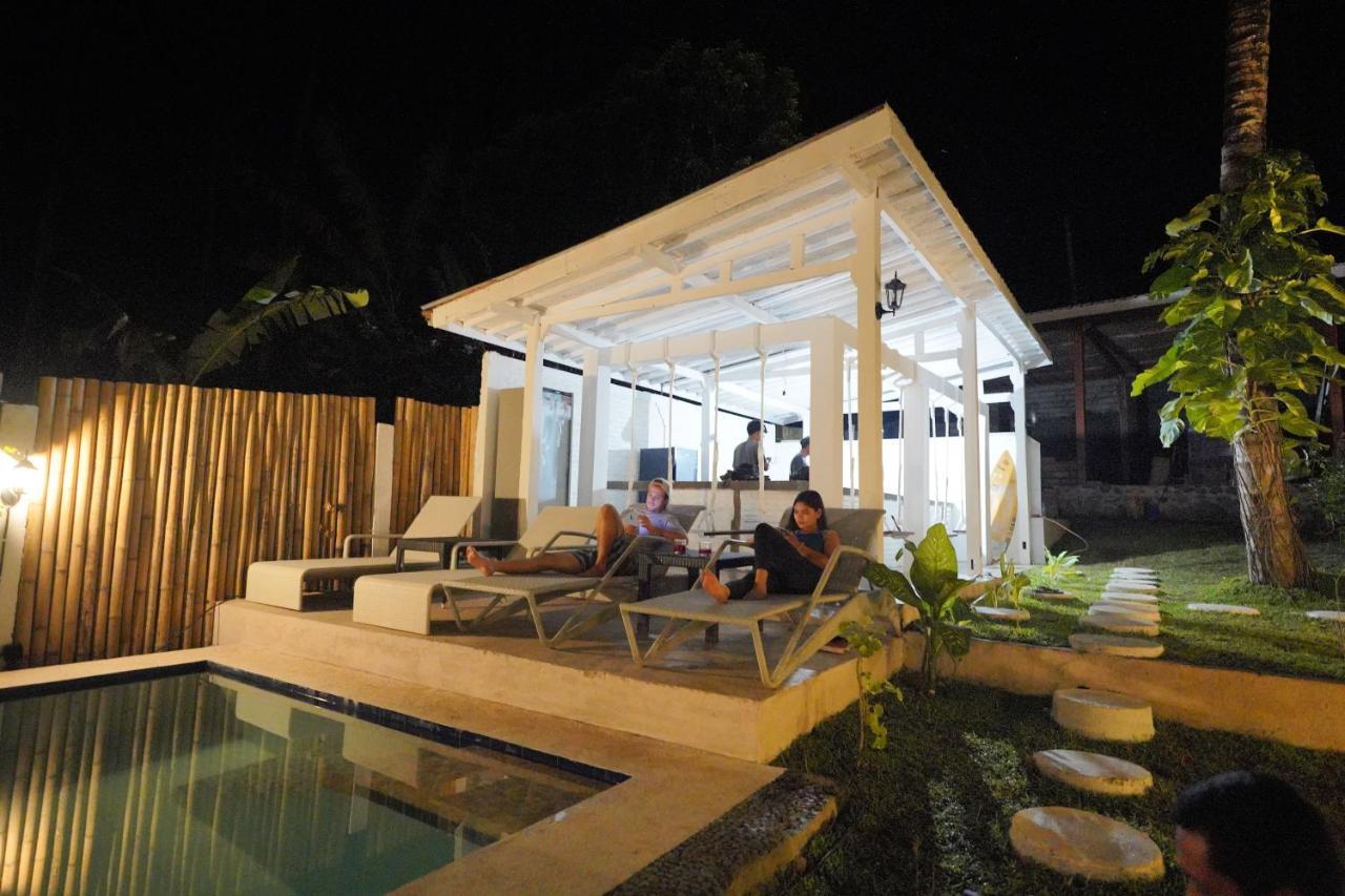 La Vie En Rose Hotel Senggigi Buitenkant foto